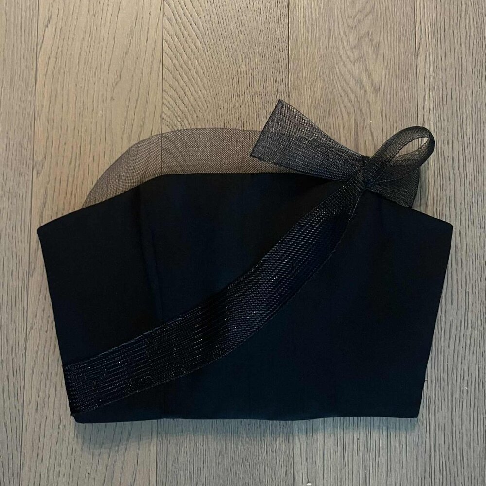 Alex Perry Size 8 UK (4 US) Corset crop black top BNWT